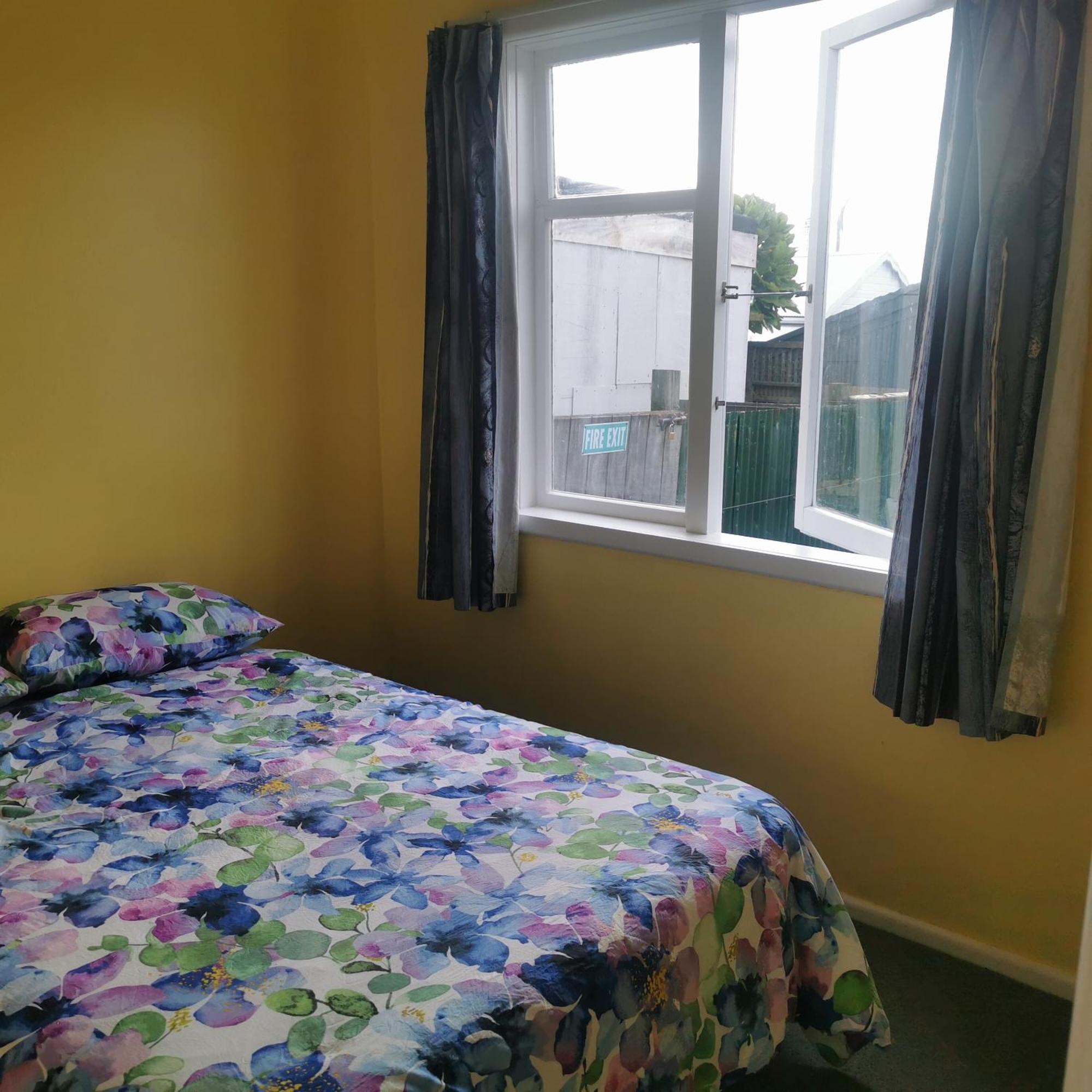 Hostel Bluewater *